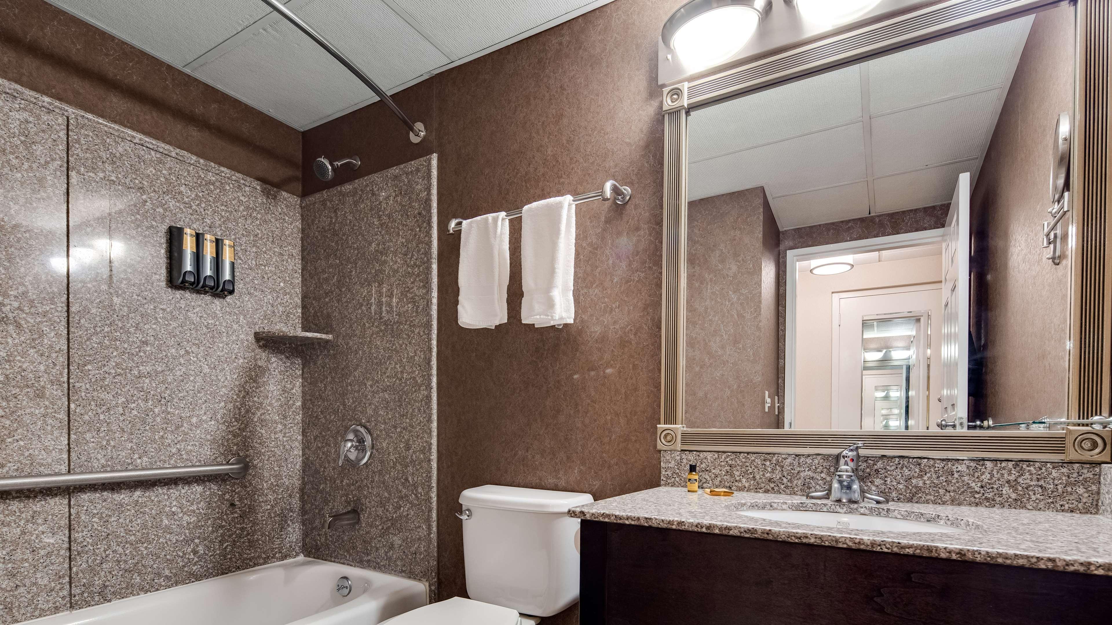 Best Western Plus Morristown Inn-Florham Park Exteriör bild
